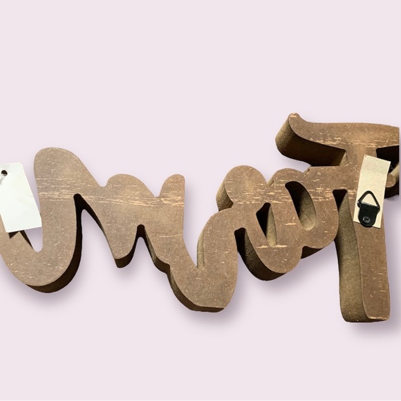 xxSOLDxx Distressed “Farmhouse” Wood Decor Wall Sign - Picture 6 of 7